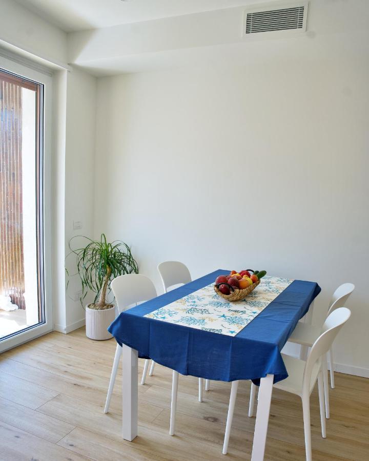 The Blue - Lake / City View Modern Apt Near Villa Olmo Como Exterior photo