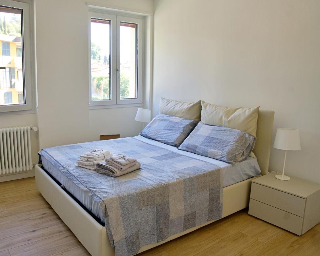 The Blue - Lake / City View Modern Apt Near Villa Olmo Como Exterior photo